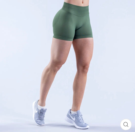 Rise Shorts | 4.5”