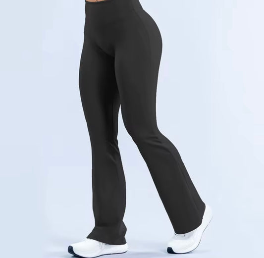 Conquer Flare Leggings
