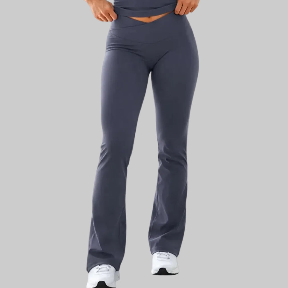 Conquer V Flare Leggings